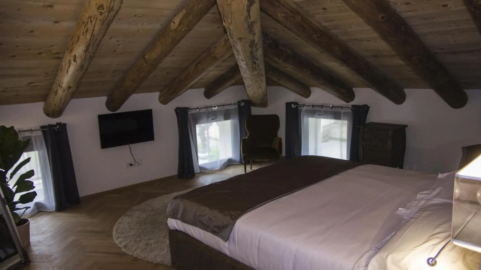 Hotel Dal Menga Torrebelvicino 3*,  Italy